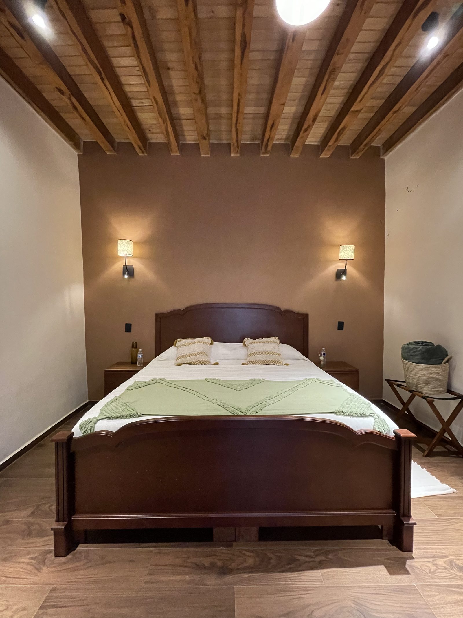 Recámara principal con cama King Size